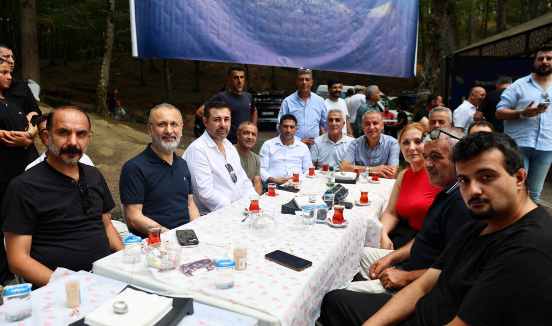 Eyüpsultan Belediye Başkanı Dr. Mithat Bülent Özmen, Türkiye’nin en doğusundan