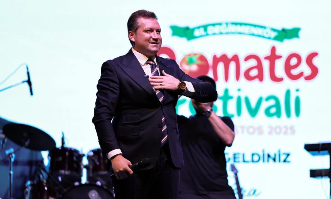 Silivri Belediyesi tarafından bu yıl 41’incisi düzenlenen Domates Festivali, vatandaşların