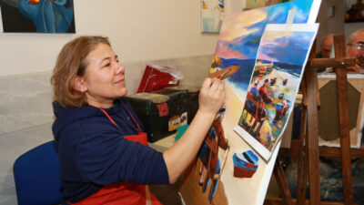 Her yıl binlerce ilçe sakinine meslek edinme ve keyifli vakit