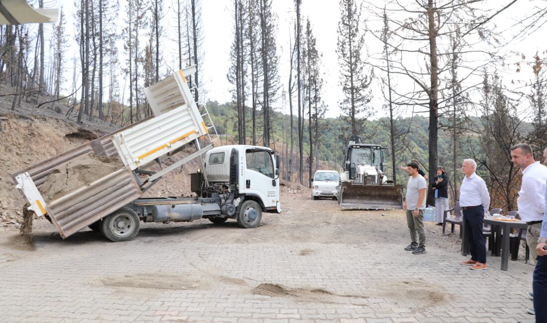 Karamürsel’in Karapınar Mahallesi’nde yaşanan yangın felaketinin ardından, Karamürsel Belediye Başkanı