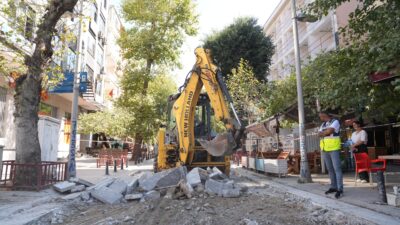 Kartal’daki Çınar Caddesi’nde Yeni Dönem Kartal Belediyesi, ilçenin ulaşım altyapısını daha modern hale getirmek ve