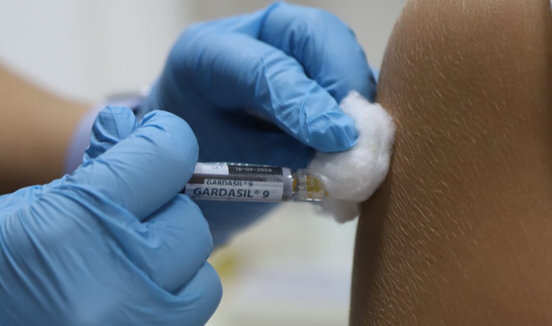 Muğla Büyükşehir Belediyesi, rahim ağzı kanserine karşı ücretsiz HPV aşısı