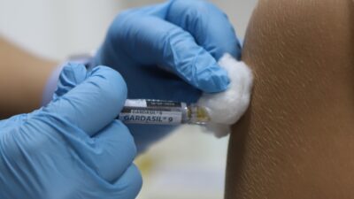 Muğla Büyükşehir Belediyesi, rahim ağzı kanserine karşı ücretsiz HPV aşısı