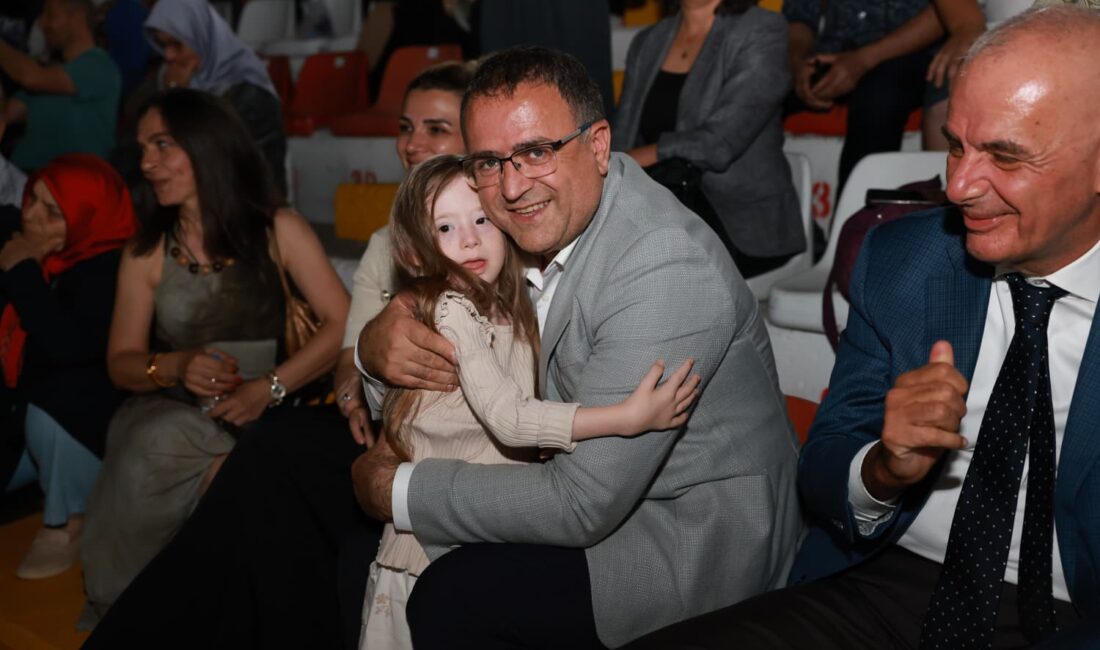 Derince Belediyesi‘nin düzenlediği 30 Ağustos Zafer Bayramı etkinliklerinin ilk günü