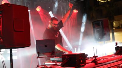 Marmaris Halk Plajı beş gün boyunca müzik ve dansla renklendi.