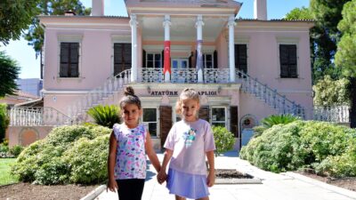 Bornova Belediyesi’ne bağlı 8 kitaplık, 9 bini aşkın üyesi ve