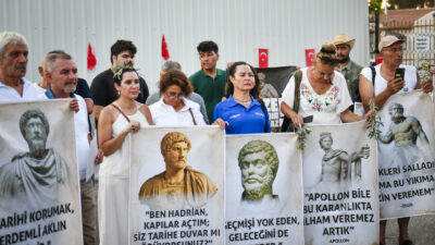 Kültür Nöbetinde Sıra ASSİM Derneklerindeydi Antalya Müzesi’nin yıkım kararına karşı her akşam düzenlenen kültür nöbetine
