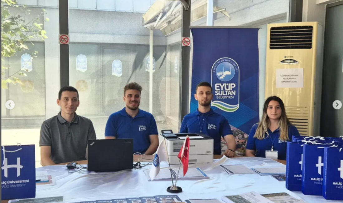 Eyüpsultan Belediyesi, YKS tercih döneminde öğrencilere ücretsiz danışmanlık desteği sunarak