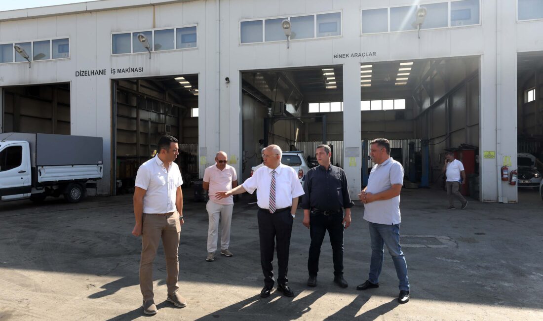 Yenimahalle Belediye Başkanı Fethi Yaşar, belediye bünyesinde bulunan dış birimleri