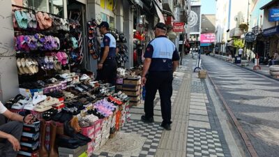Keşan’da Yaya Güvenliği İçin Kaldırım Denetimleri Sıkılaştırıldı Keşan Belediyesi, kent merkezinde ve mahallelerde vatandaşların güvenli ve rahat