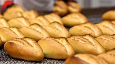 Antalya Büyükşehir Belediyesi’nin halkçı projesi Halk Ekmek ürün çeşitliliği, kalitesi