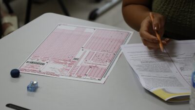 İzmit Belediyesi, Çınar Akademi bünyesinde LGS ve YKS hazırlık kurslarında