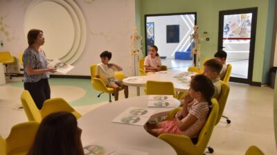 Kepez Belediyesi’nden Çocuklara Bilim Dolu Deneyim: Biyoloji Atölyesi Kepez Belediyesi’nin Dokumapark’ta yer alan Antalya Bilim Merkezi, çocuklara bilimin