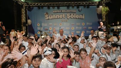 Kepez Belediyesi’nin bu yıl ikincisini düzenlediği Uluslararası Kültür Festivali, renkli