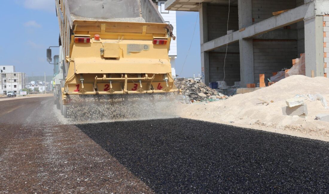 Kepez Belediyesi Fen İşleri Müdürlüğü ekipleri, Şelale Mahallesi’nde toplam 16