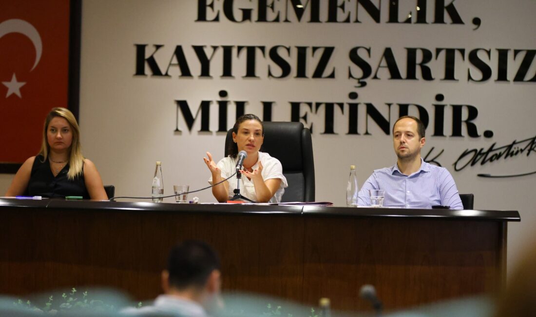 Efes Selçuk Belediyesi Ağustos Ayı Meclis Toplantısı’nın ilk oturumu tamamlandı.