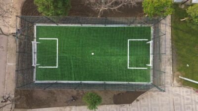 Kemalpaşa Belediyesi, çocukların ve gençlerin güvenli ve konforlu ortamlarda spor