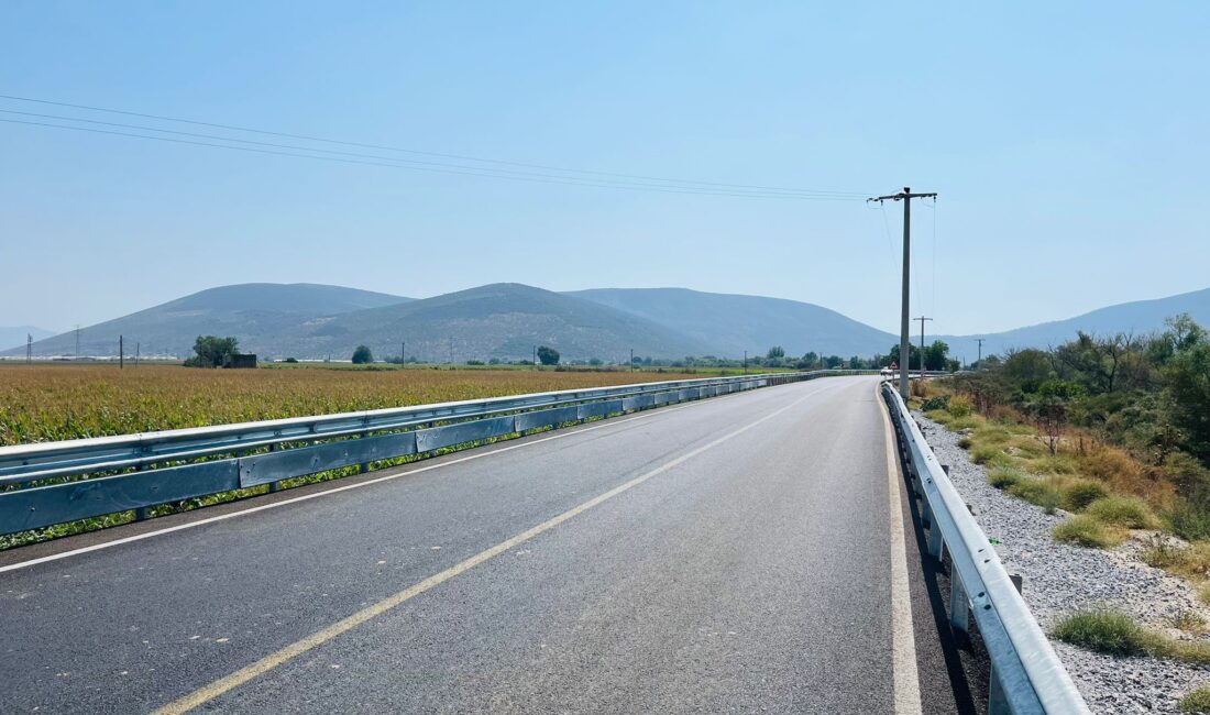 Yol güvenliğini artırmak için yatırımlarına devam eden Muğla Büyükşehir Belediyesi,