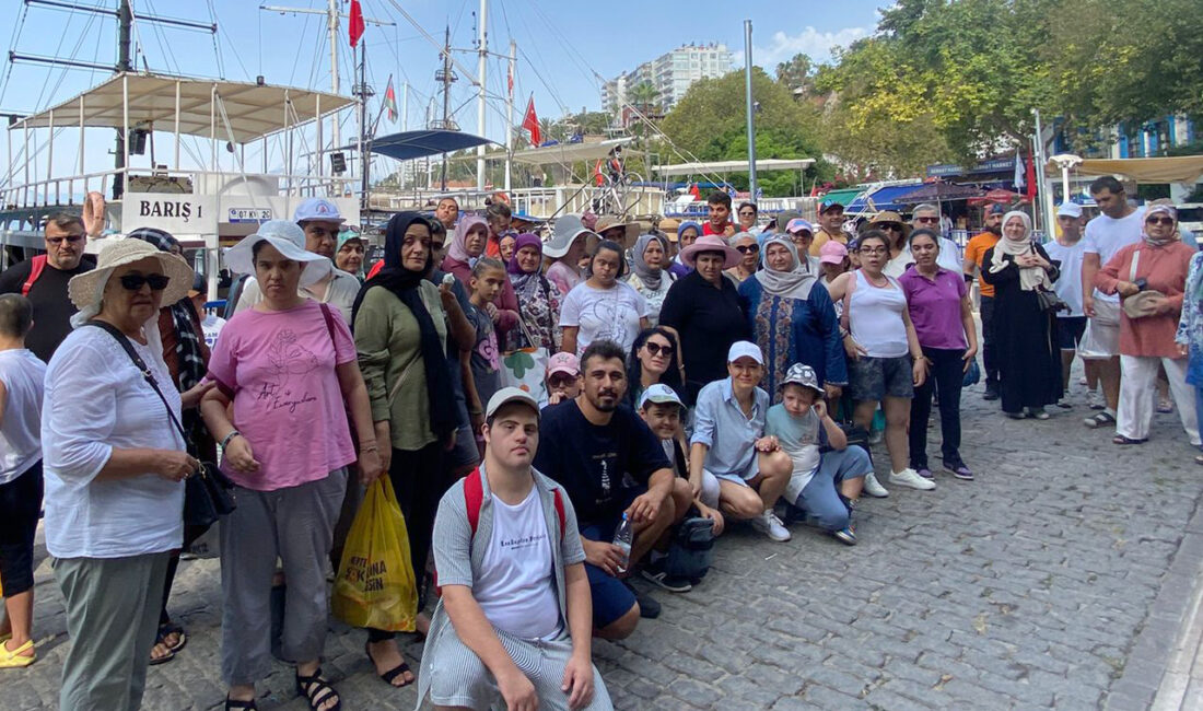 Antalya Muratpaşa Belediyesi, özel gereksinimli bireyler için Kaleiçi Yat Limanı