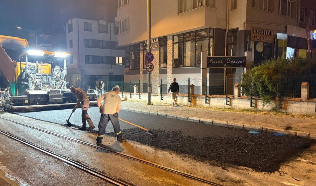 Kent merkezi ve kırsalda yol yapım çalışmalarını hızlandıran Eskişehir Büyükşehir