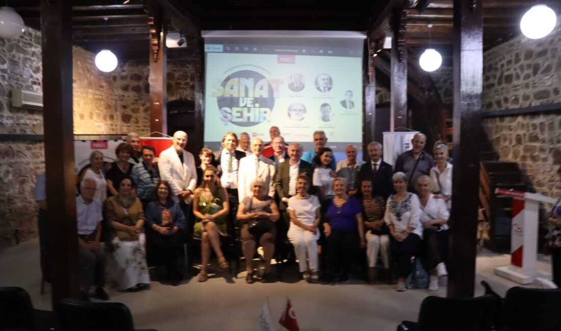 İzmit Belediyesi ile Point Kültür Sanat iş birliğinde, şehrin kültürel