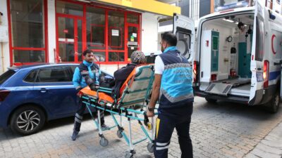 Küçükçekmece Belediyesi, hastane ulaşımında zorluk yaşayan hastalar için ulaşım desteğini