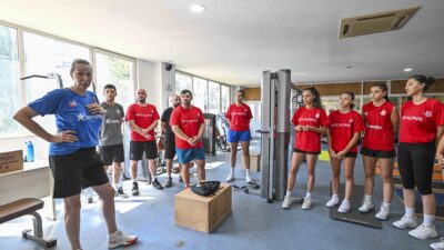 Muratpaşa’nın Sultanları Lige Güçlü Hazırlanıyor Muratpaşa Belediyespor Kadın Voleybol Takımı, bu sezon mücadele edeceği Arabica