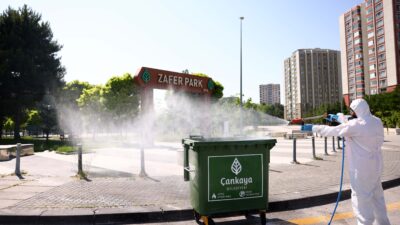Çankaya Belediyesi, 123 mahallede yıl boyunca sürdürdüğü ilaçlama çalışmaları kapsamında