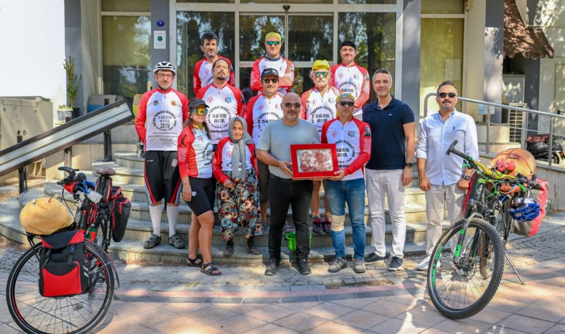 Bornova Belediyesi’nin İzmir’in kurtuluşunun 103. yılı anısına bu yıl 10.