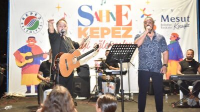 Kepez Belediyesi’nin sosyal belediyecilik anlayışıyla mahallelere taşıdığı “Sahne Kepez” etkinliği,