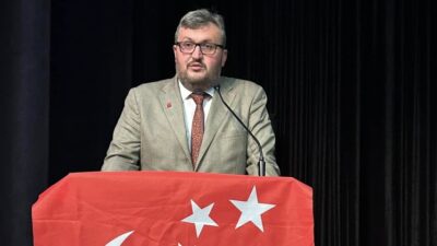 Abdulkadir Durmaz: “Balıkesir’in Bereketi Halkına Değil, Rantçılara Gidiyor” Saadet Partisi Balıkesir İl Başkanı Abdulkadir Durmaz, yaptığı açıklamada hem
