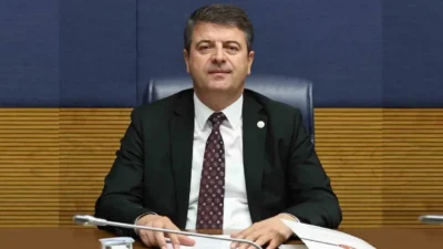 İçişleri Bakanlığı, Adıyaman Belediye Başkanı Abdurrahman Tutdere‘nin görevine iade edildiğini