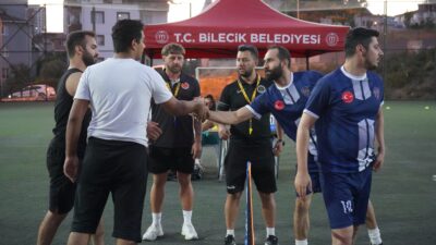 Bilecik Zafer Turnuvası Renkli Görüntülerle Başladı Bilecik Belediyesi tarafından 30 Ağustos Zafer Bayramı etkinlikleri kapsamında hazırlanan