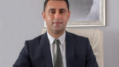 Çukurova Belediye Başkanı Emrah Kozay, 30 Ağustos Zafer Bayramı'nın 103. Yıl dönümü