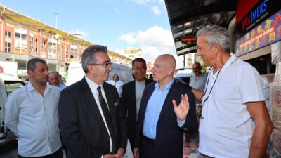 Vatandaşlarla sık sık bir araya gelen Bayrampaşa Belediye Başkanı Hasan