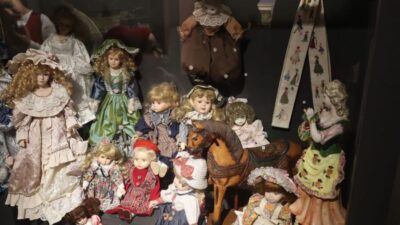 İzmit Belediyesi‘nin Tarihi Kapanca Sokak’taki Oyuncak Müzesi bahçesinde düzenlediği “Müzede