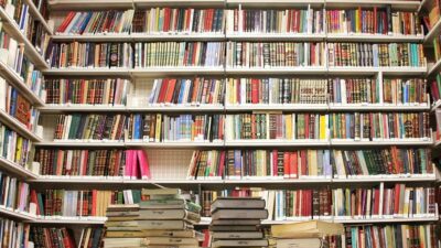 Denizli Büyükşehir Millet Kütüphanesi’nde Sessiz Okuma Buluşması Denizli Büyükşehir Belediyesi Millet Kütüphanesi, keyifli bir etkinliğe ev sahipliği