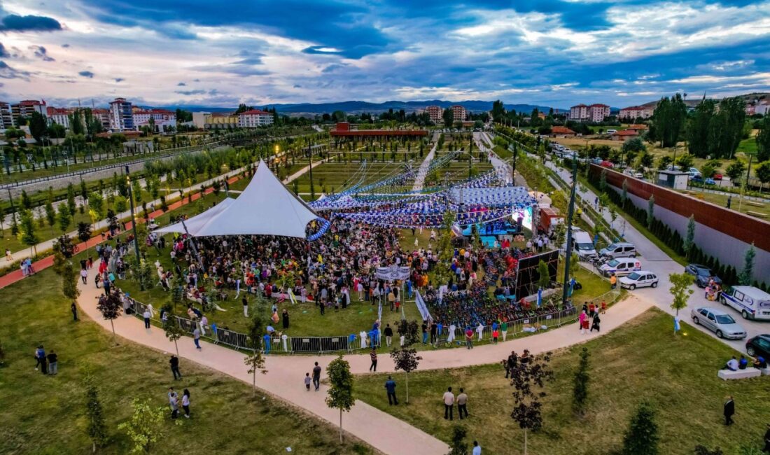 Ankara’da et ve kavurmanın başkenti olarak anılan Kahramankazan, damakta iz