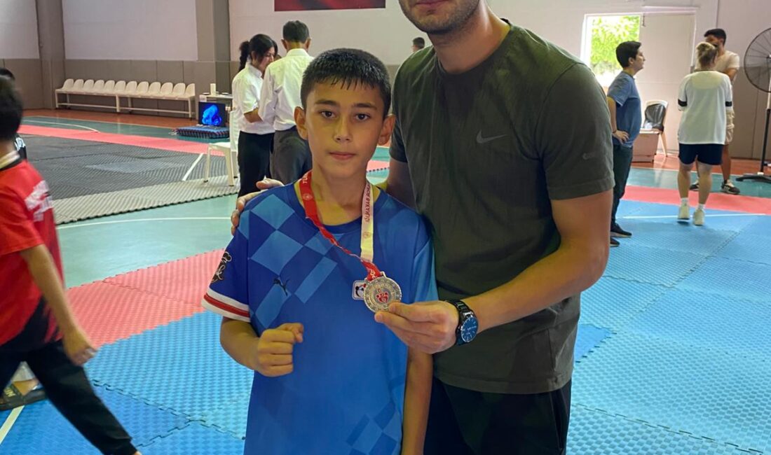 Saruhanlı’da yapılan Minikler İl Seçmesi’nde Şehzadeler Belediyesporlu Fatih Gündüzalp Öztürk,