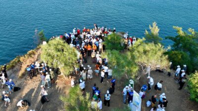“Temiz Fethiye” Kampanyası Başladı Fethiye Belediyesi, çevre duyarlılığını artırmak ve kent genelinde temizlik bilincini
yaygınlaştırmak