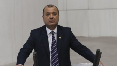 “Büyük ve Şanlı Zaferimiz kutlu olsun. 1071’den beri yurt edindiğimiz