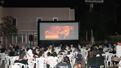 Osmangazi Belediyesi’nin yaz aylarına özel olarak başlattığı
“Osmangazi’de Yaz Etkinliği” programı,