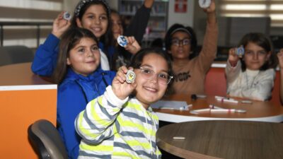 Osmangazi Belediyesi’nden Eğitici Atölyeler Osmangazi Belediyesi hayata geçirdiği “Küçük Yazarlar