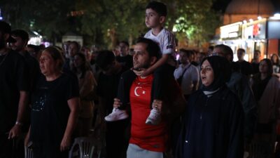 Çocuklara Eğlence, Meydanlara Milli Maç Heyecanı: Eyüpsultan’da Şenlik Var Eyüpsultan