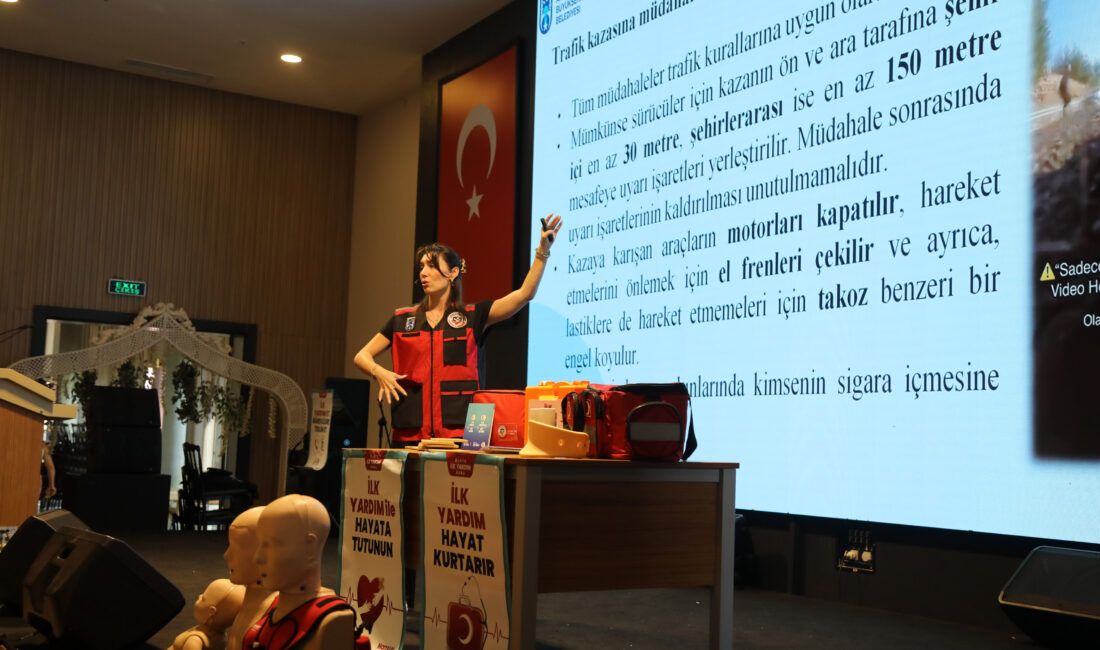 Çankaya Belediyesinin kreşlerinde görev yapan 429 eğitmen yeni döneme 1.