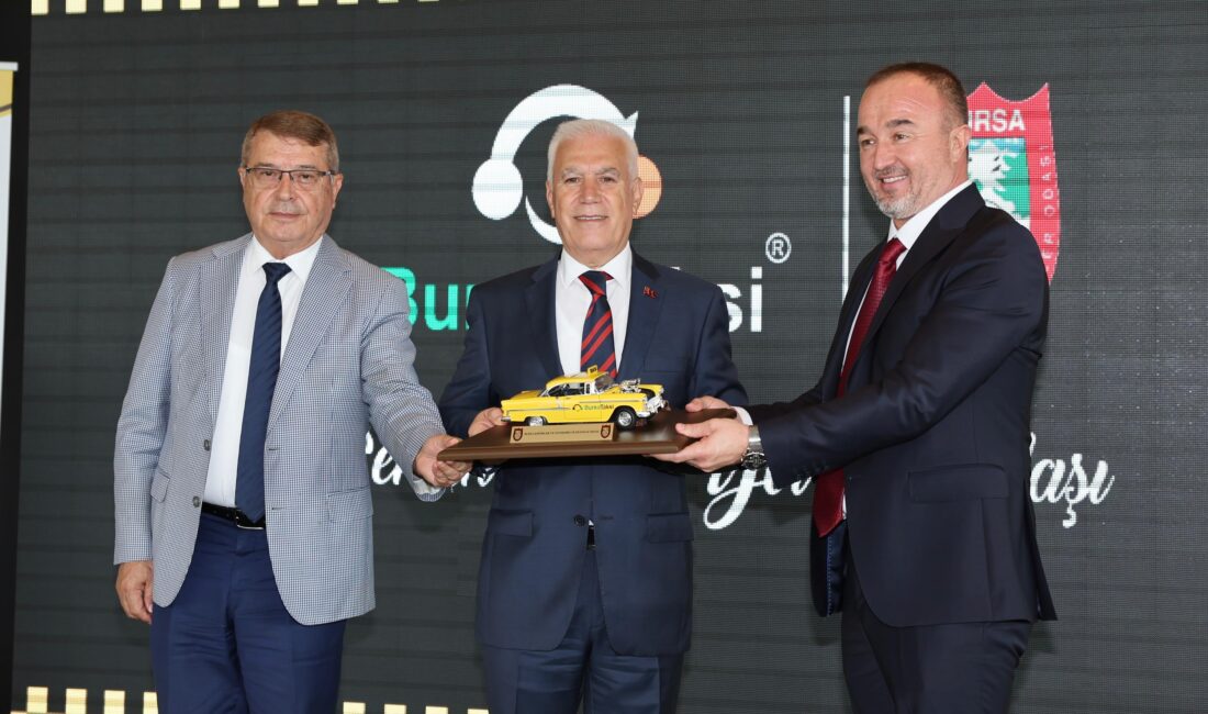 Türkiye’ye Öncü ‘Bursa Taksi’ Yollarda Bursa Büyükşehir Belediyesi’nin destekleriyle yerli