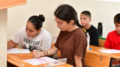 Çiğli Belediyesi’nin ücretsiz eğitim desteği sunduğu Çiğli Belediyesi Eğitim Merkezi