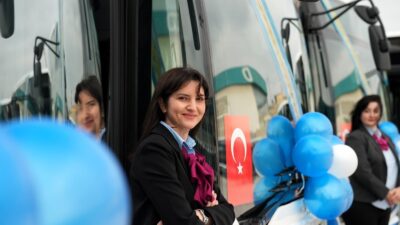 İzmir Büyükşehir Belediyesi toplu ulaşımda 8 Eylül 2025 Pazartesi günü