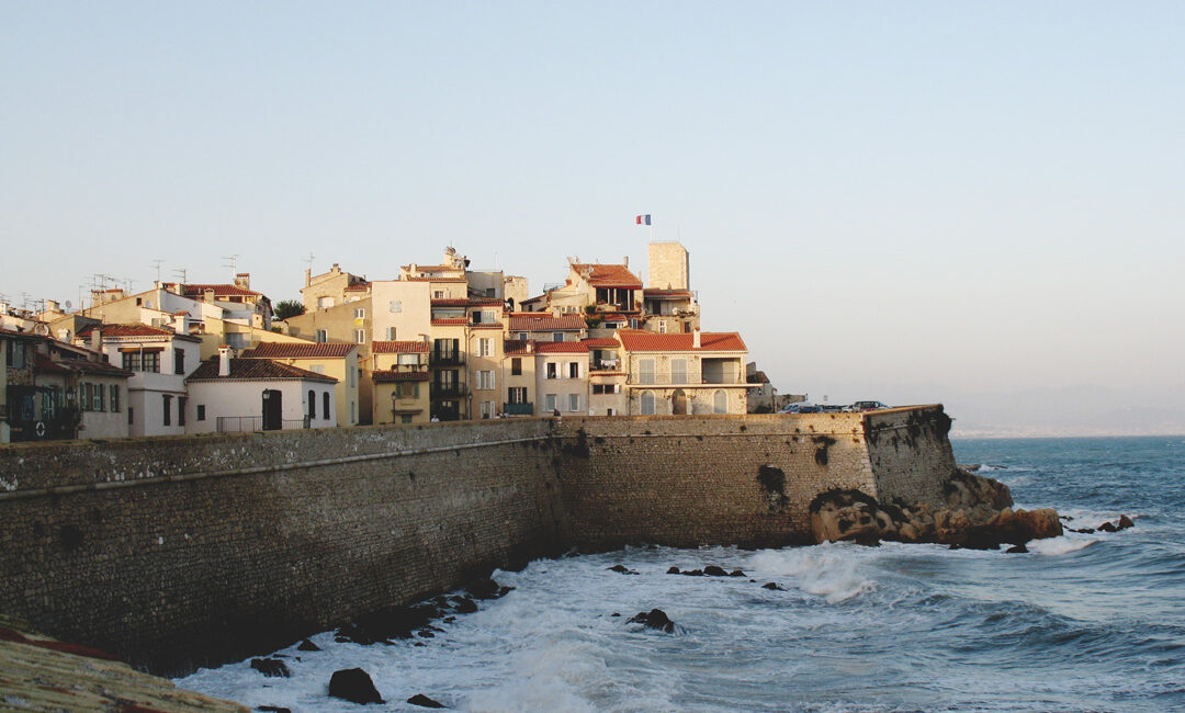 Picasso’nun Renkli Şehri Antibes  Antibes, Fransa’ya tatil yapmak isteyen ve