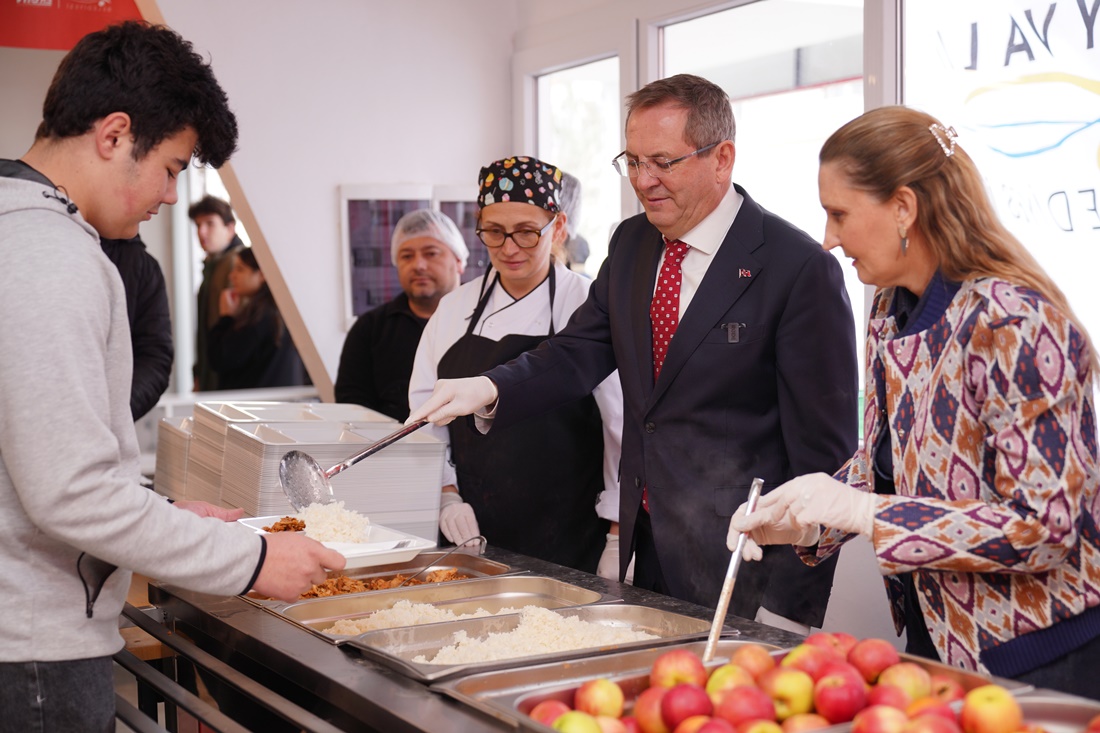 Ayvalık’ta Öğrenci Kent Lokantası 15 Eylül Pazartesi Günü Hizmet Vermeye
